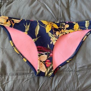 Triangl neoprene floral bikini bottoms